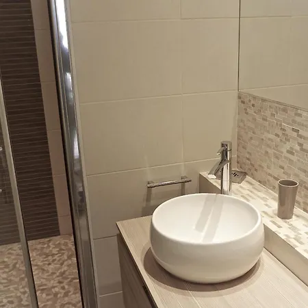 Louis Combes - Localisation Exceptionnelle 1 Parking 波尔多