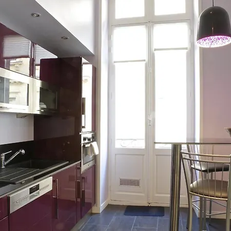 Louis Combes - Localisation Exceptionnelle 1 Parking