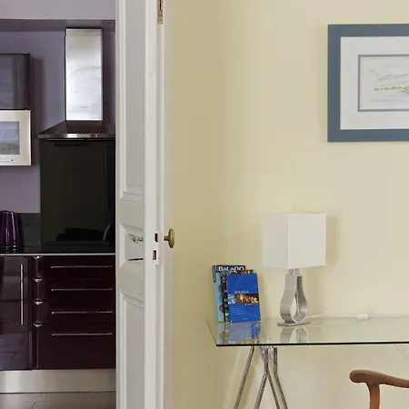 Louis Combes - Localisation Exceptionnelle 1 Parking Appartement