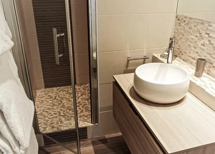 Louis Combes - Localisation Exceptionnelle 1 Parking * Bordéus