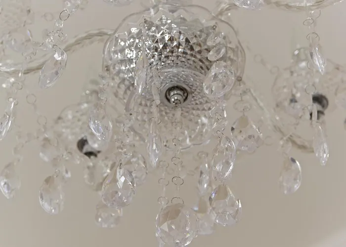 Louis Combes - Localisation Exceptionnelle 1 Parking Daire