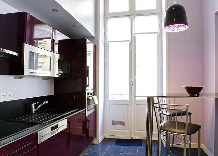 Louis Combes - Localisation Exceptionnelle 1 Parking