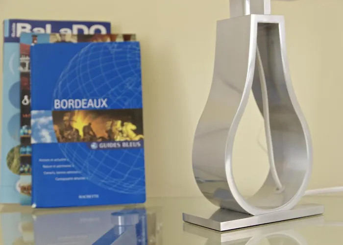 Louis Combes - Localisation Exceptionnelle 1 Parking アパート